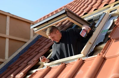 Pose de fenêtres de toit Velux à Cheuge